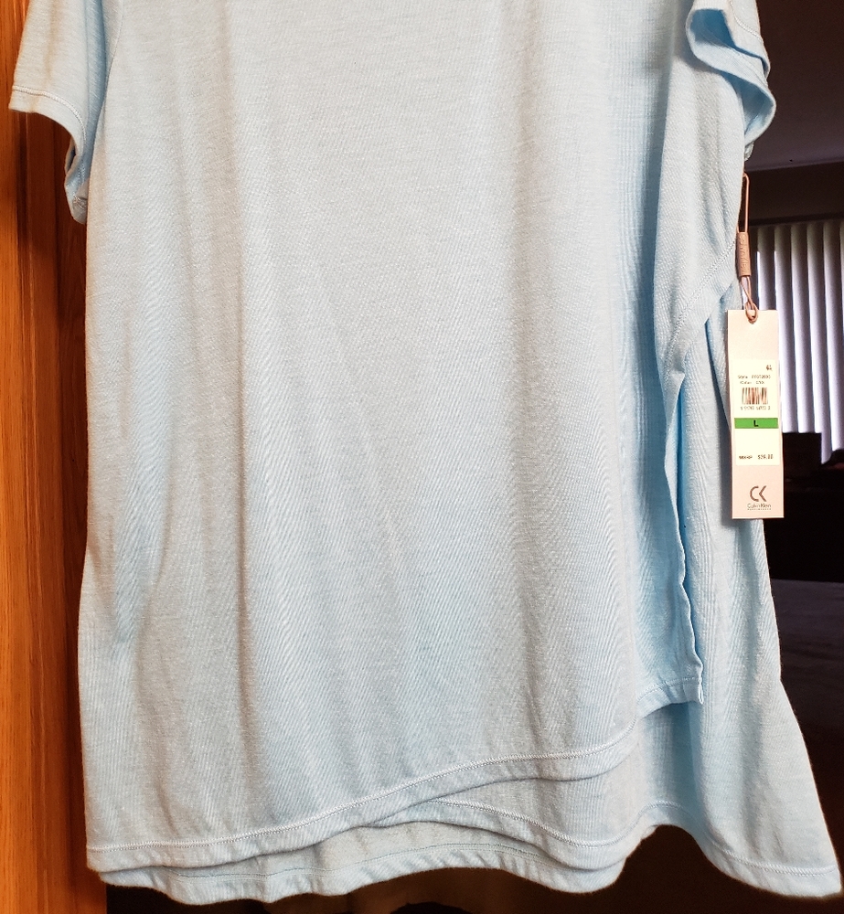 Calvin Klein Tee